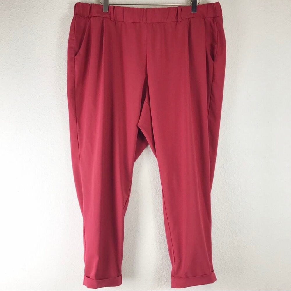 Torrid Pull-On High Rise Crepe Pant Tapered Leg Pockets Lightweight Dust Red 3X